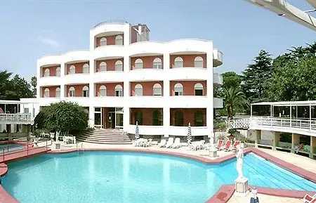 Dei Misteri Otel